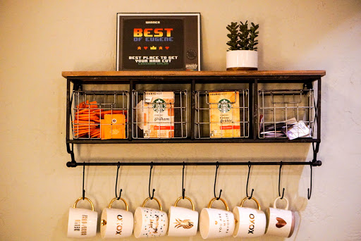 Beauty Salon «Lussuria Salon», reviews and photos, Lussuria Salon, 160 Oakway Rd, Eugene, OR 97401, USA