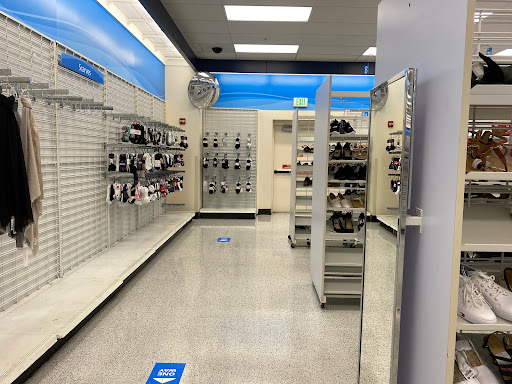 Clothing Store «Ross Dress for Less», reviews and photos, 5901 Wesley Grove Blvd, Wesley Chapel, FL 33544, USA