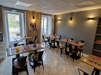 Atmosphère du Restaurant Le bistrot brasserie la chatre à Montgivray - n°1