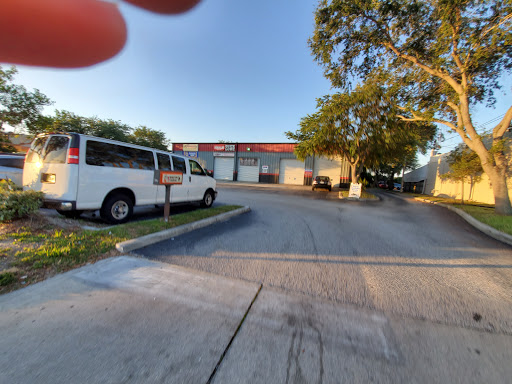 Tire Shop «Advanced Automotive Service Center», reviews and photos, 8510 Park Blvd N, Seminole, FL 33777, USA