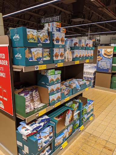 Supermarket «ALDI», reviews and photos, 1114 S Main St, West Bend, WI 53095, USA