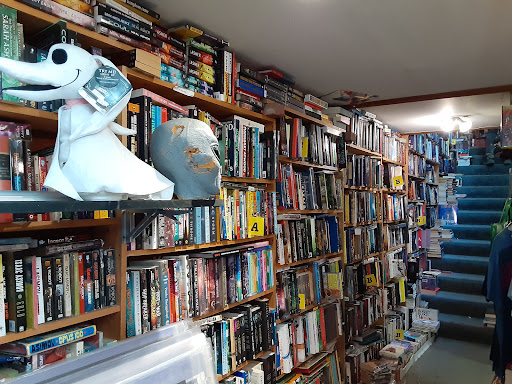 Book Store «Dark Carnival Imaginative Fiction Bookstore», reviews and photos, 3086 Claremont Ave, Berkeley, CA 94705, USA
