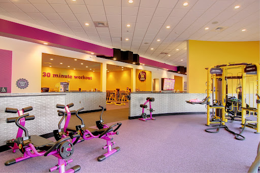 Gym «Planet Fitness», reviews and photos, 1001 SE Tualatin Valley Hwy, Hillsboro, OR 97123, USA