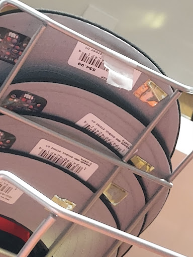 Clothing Store «AEO & Aerie Store», reviews and photos, 825 Dulaney Valley Rd #116, Towson, MD 21204, USA