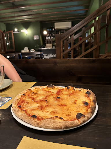 Pizzeria Dal Trafiliere. in Montone, Provincia di Teramo