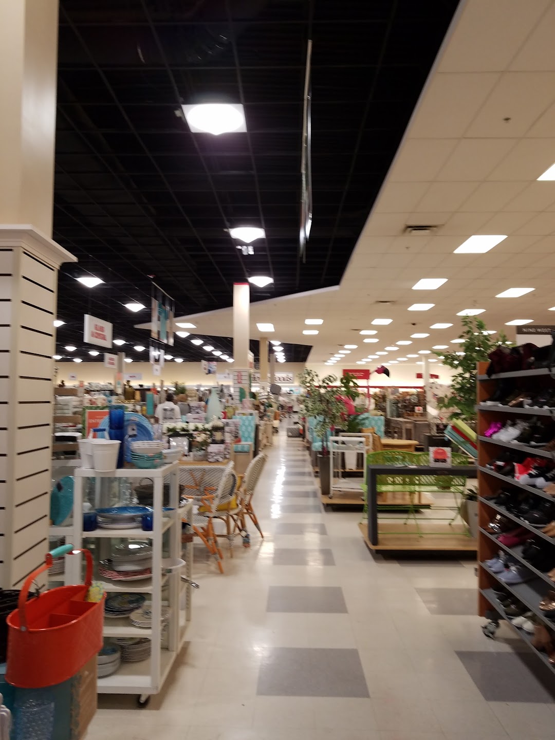 T.J. Maxx & HomeGoods