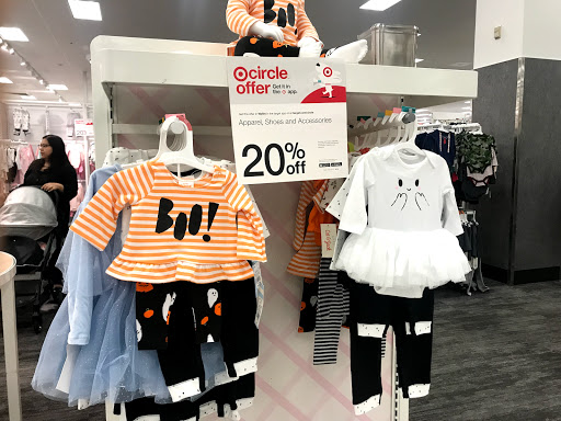 Department Store «Target», reviews and photos, 40 W 225th St #50, Bronx, NY 10463, USA