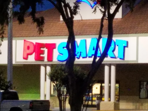 Pet Supply Store «PetSmart», reviews and photos, 3736 SW Archer Rd, Gainesville, FL 32608, USA