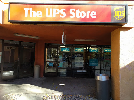 Shipping and Mailing Service «The UPS Store», reviews and photos, 140 B St #5, Davis, CA 95616, USA