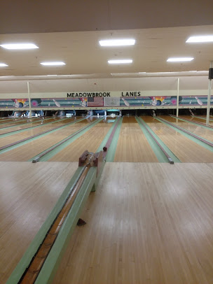 Meadowbrook Lanes