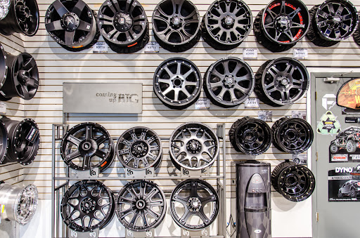 Truck Accessories Store «4 Wheel Parts - Thomas University - Miami Gardens, FL», reviews and photos, 3383 NW 167th St, Miami Gardens, FL 33056, USA