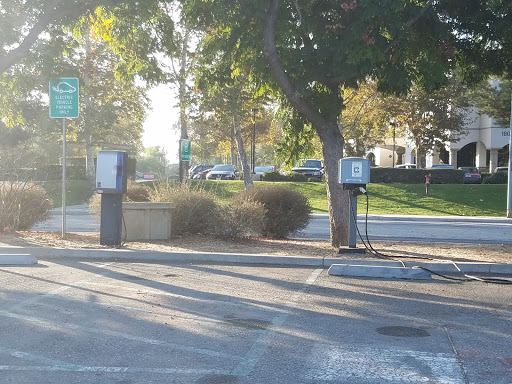 Carpool Parking and Electric Car Charging