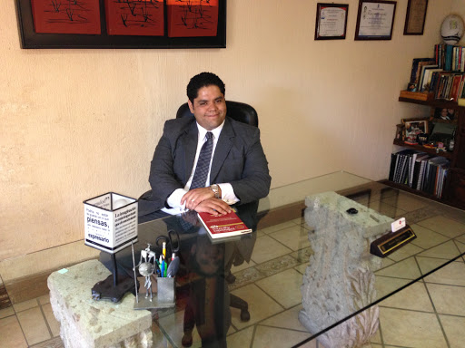Ruiz Contreras, Consultoría Jurídica Integral