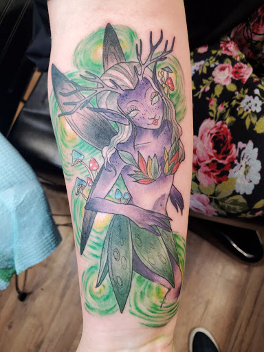 Tattoo Shop «American Pin-Up», reviews and photos, 113 Sidney Ave, Port Orchard, WA 98366, USA