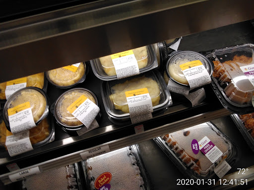 Grocery Store «Giant Food», reviews and photos, 2501 9th Rd S, Arlington, VA 22204, USA