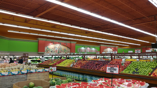 Grocery Store «Valli Produce of Glendale Heights», reviews and photos, 155 E N Ave, Glendale Heights, IL 60139, USA