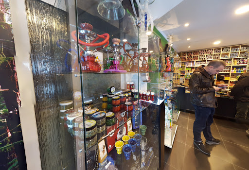 StreetShop Mérignac: CBD Shop, Accessoires pour fumeurs & Graines de cannabis