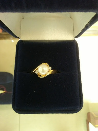 Jewelry Repair Service «Live Oak Jewelry», reviews and photos, 114 W Howard St, Live Oak, FL 32064, USA