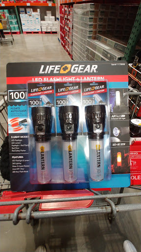 Hardware Store «Harbor Freight Tools», reviews and photos, 34600 Warren Rd, Westland, MI 48185, USA