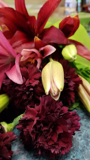 Florist «Phoenix Flower Shops», reviews and photos, 1907 W Union Hills Dr, Phoenix, AZ 85027, USA