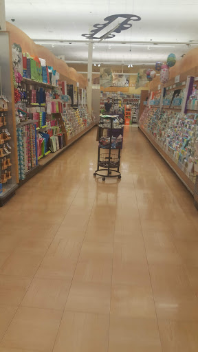 Supermarket «Super Stop & Shop», reviews and photos, 533 E Main St, Bay Shore, NY 11706, USA