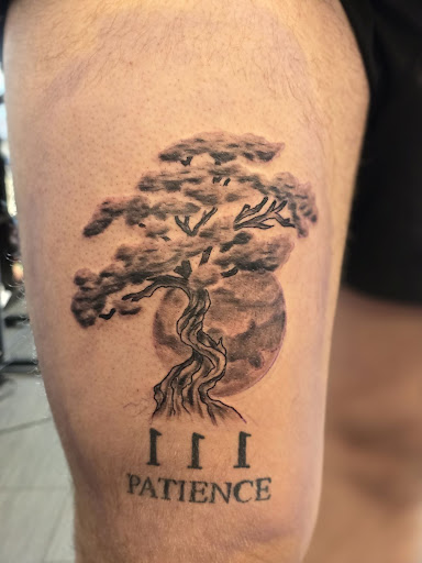 Explore starfish tattoo ideas, creative tattoo ideas in Palm Harbor, available at Angry Owl Tattoo and Piercing