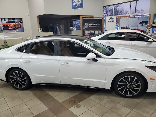 Hyundai Dealer «Crestmont Hyundai», reviews and photos, 2961 Center Rd, Brunswick, OH 44212, USA