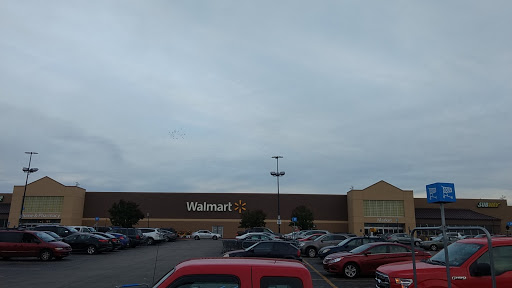 Department Store «Walmart Supercenter», reviews and photos, 2100 Summit Ridge Plaza, Mt Pleasant, PA 15666, USA