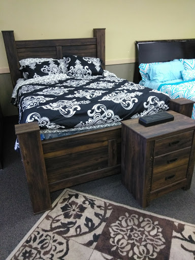 Shopping Mall «Burns Valley Mall», reviews and photos, Olympic Dr, Clearlake, CA 95422, USA