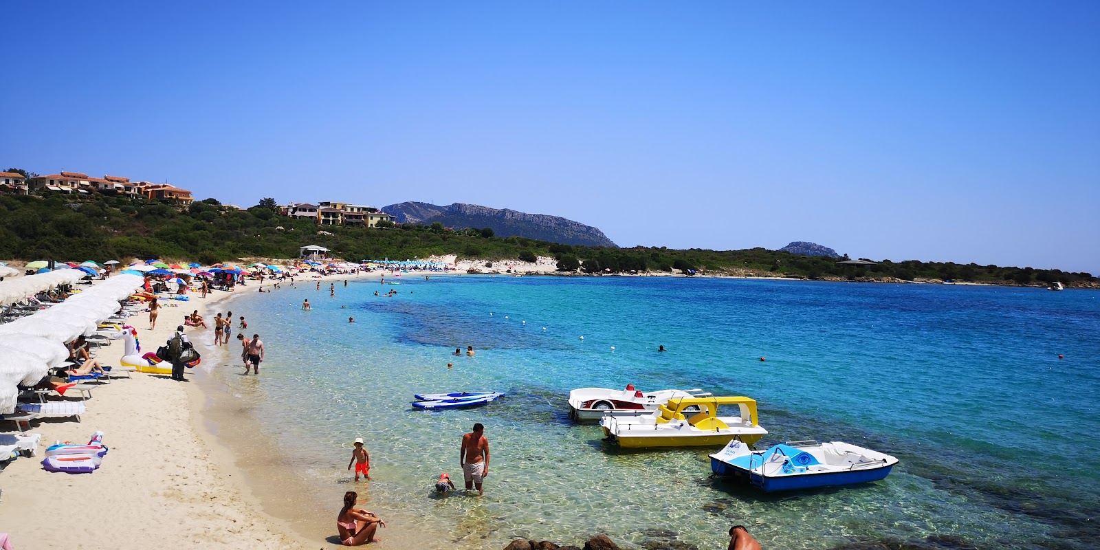 Fotografija Bianca Plaža z prostoren zaliv