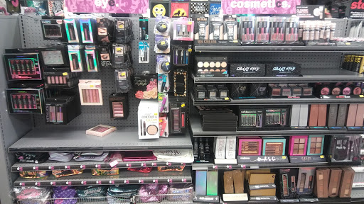 Variety Store «Five Below», reviews and photos, 14215 Hall Rd, Shelby Charter Township, MI 48315, USA