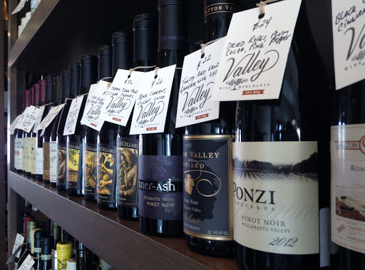 Wine Store «Valley Wine Merchants», reviews and photos, 112 S College St, Newberg, OR 97132, USA