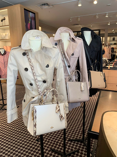 Napa Premium Outlets image