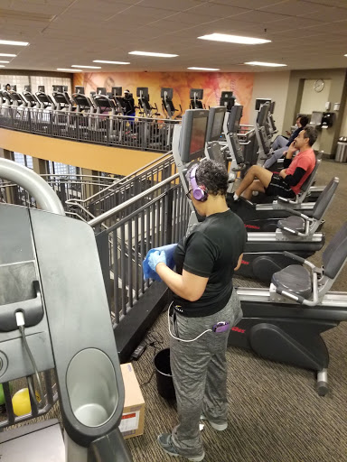 Gym «LA Fitness», reviews and photos, 3 Hawes Way, Stoughton, MA 02072, USA