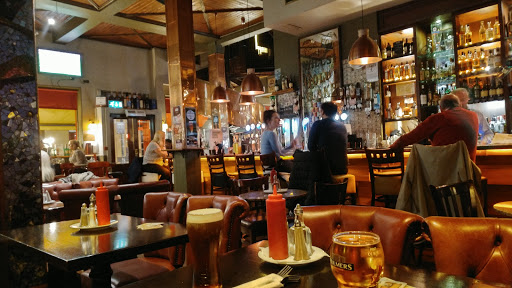 TP Smith's Bar and Restaurant