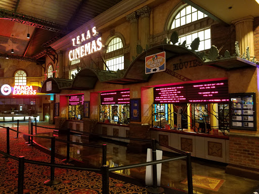 Movie Theater «Regal Cinemas Texas Station 18», reviews and photos, 2101 Texas Star Ln, North Las Vegas, NV 89032, USA