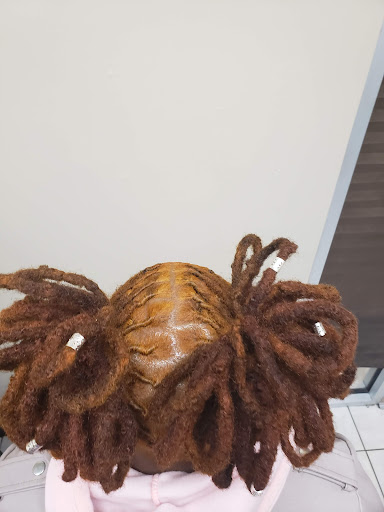 Beauty Salon «Salon Plaza District Heights», reviews and photos, 5614 Silver Hill Rd, District Heights, MD 20747, USA