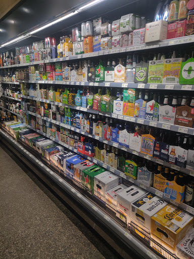 Grocery Store «Plum Market Bloomfield», reviews and photos, 3675 W Maple Rd, Bloomfield Twp, MI 48301, USA