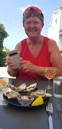 Plats et boissons du Restaurant de fruits de mer La Cabane de l'Huître du Saunier à La Couarde-sur-Mer - n°20