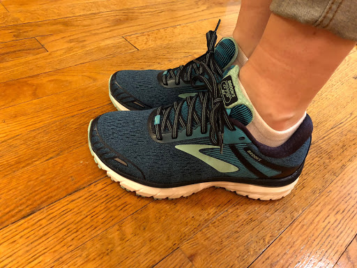 Running Store «Road Runner Running Store», reviews and photos, 3002 W Cary St, Richmond, VA 23221, USA