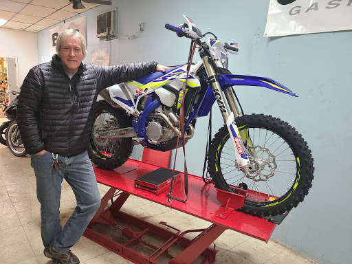 Motorcycle Dealer «South Mountain Cycle Shop», reviews and photos, 729 Harrisburg Pike, Dillsburg, PA 17019, USA