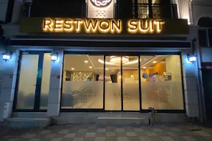 Restwon Suit Hotel image