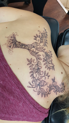 Tattoo Shop «Needlewurks Body Piercing & Tattoo», reviews and photos, 80 W Circular St, Saratoga Springs, NY 12866, USA