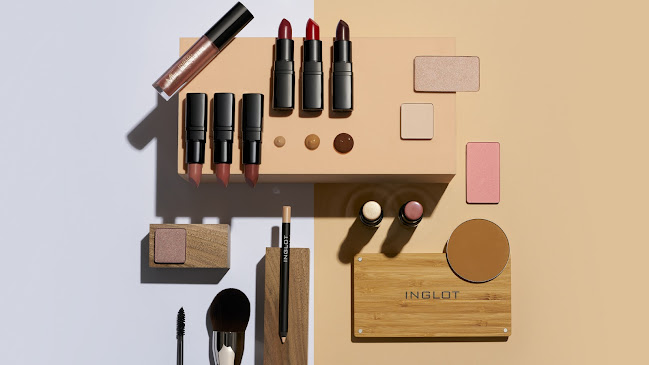 Reviews of Inglot in London - Cosmetics store