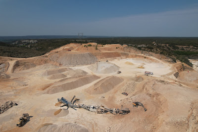 Lafarge Granulat Dépôt de Valliguières à Valliguières