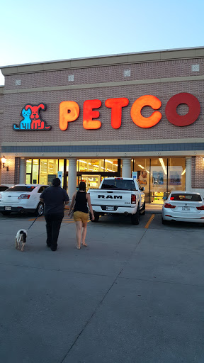 Pet Supply Store «Petco Animal Supplies», reviews and photos, 6418 S Staples St b, Corpus Christi, TX 78413, USA