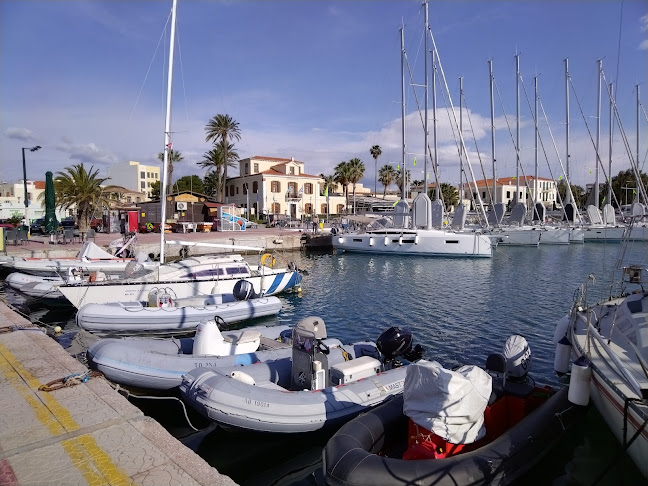 Port Authority, Λαύριο