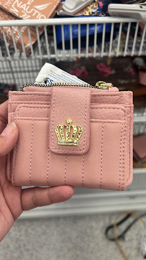 Clothing Store «Ross Dress for Less», reviews and photos, 2 Miracle Mile, Coral Gables, FL 33134, USA