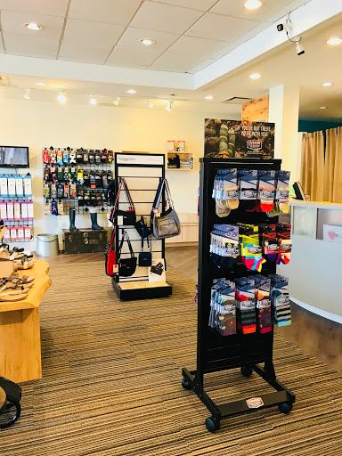 Shoe Store «Benjamin Lovell Shoes», reviews and photos, 525 Glen Eagle Square, Glen Mills, PA 19342, USA