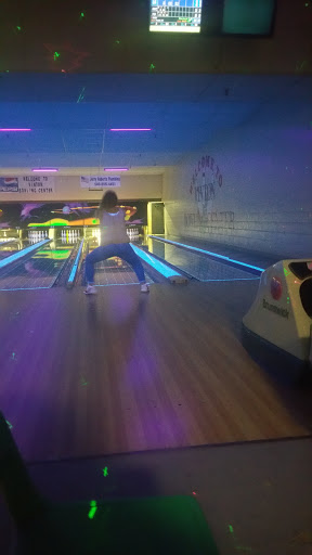 Bowling Alley «Vinton Bowling Center», reviews and photos, 1200 Vinyard Rd, Vinton, VA 24179, USA